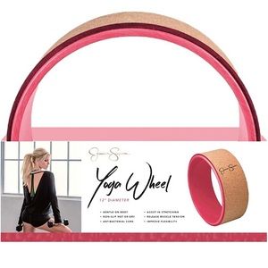 Jessica Simpson Yoga Wheel